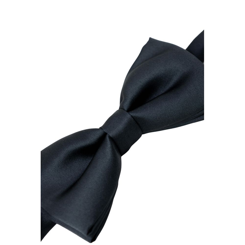 Gray Silk Bowtie
